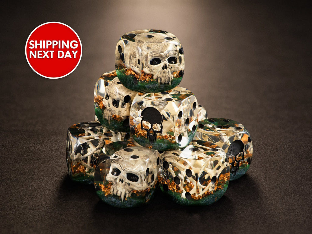 Skull & Bones D6 Dice - St George Leather Shop