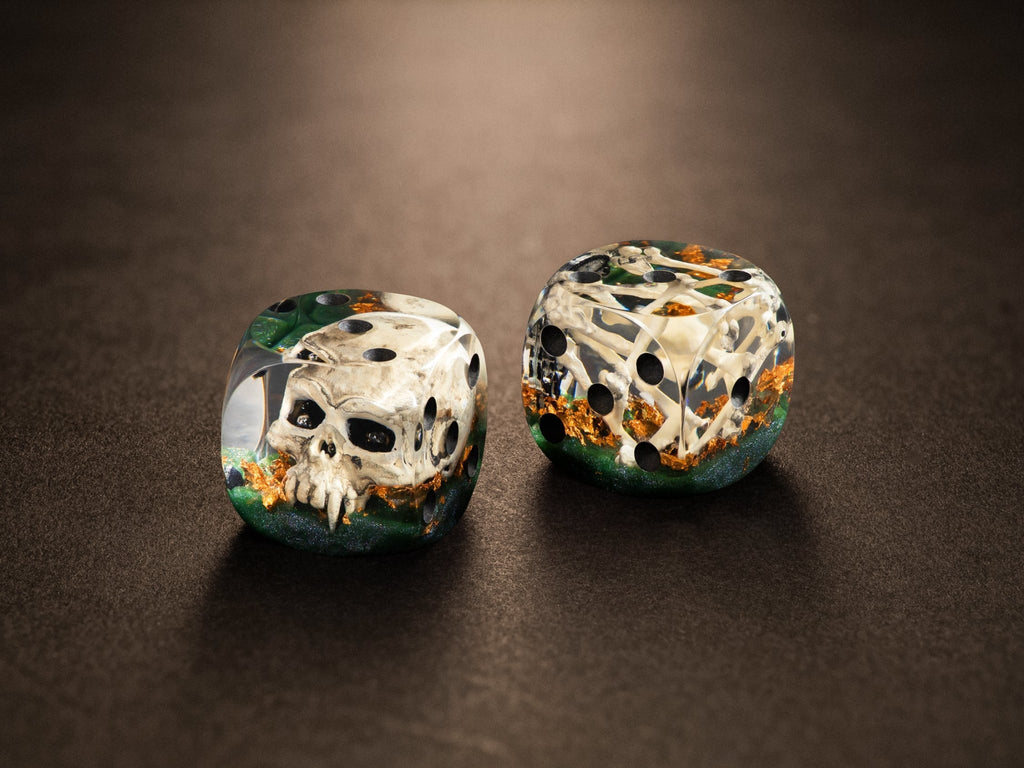 Skull & Bones D6 Dice - St George Leather Shop